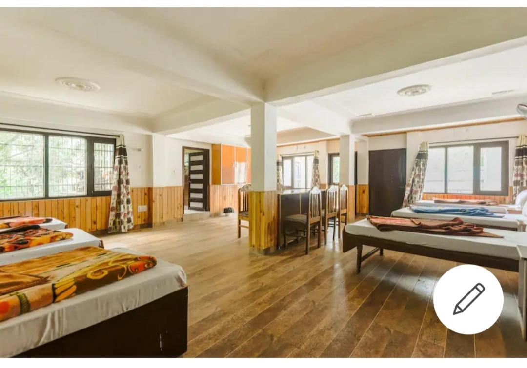 Tirthan Crest Homestay Banjar Экстерьер фото