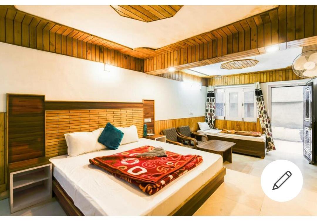 Tirthan Crest Homestay Banjar Экстерьер фото